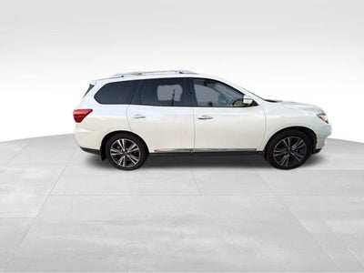 2019 Nissan Pathfinder Platinum