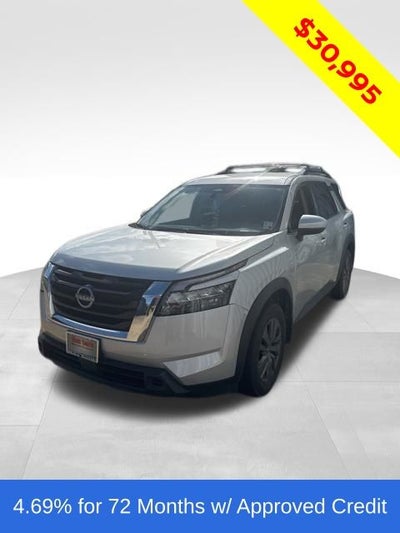 2024 Nissan Pathfinder SV