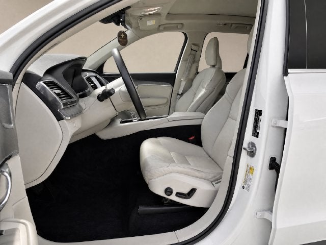 2023 Volvo XC90 B6 Core