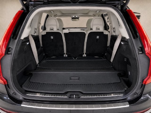 2023 Volvo XC90 B6 Core