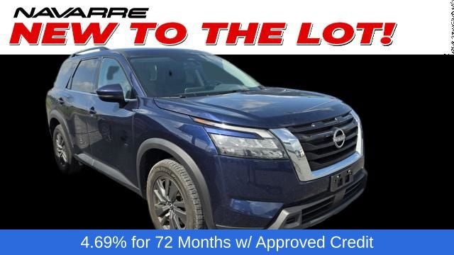 2024 Nissan Pathfinder SV