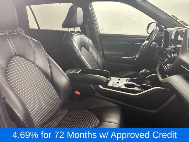 2023 Toyota Highlander Base