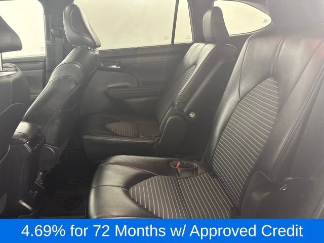 2023 Toyota Highlander Base