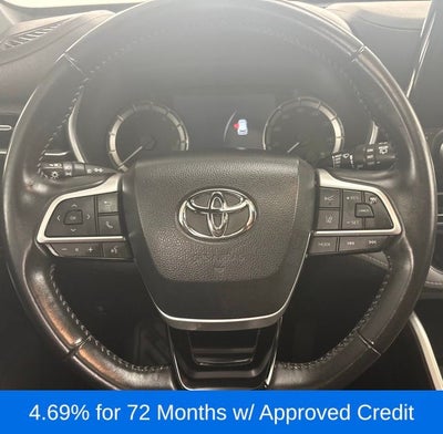 2023 Toyota Highlander Base