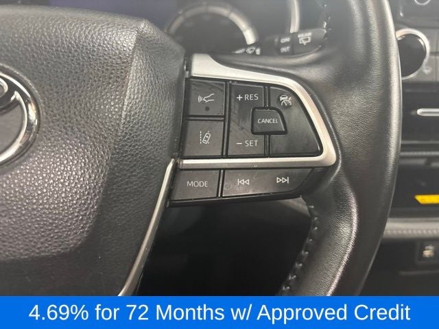2023 Toyota Highlander Base