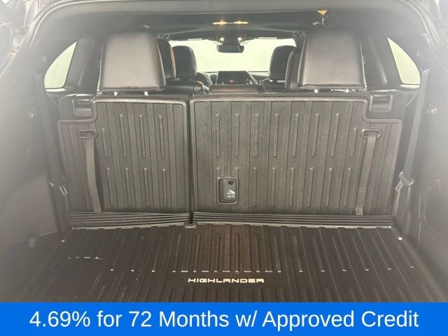 2023 Toyota Highlander Base
