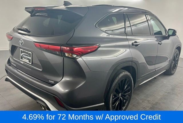2023 Toyota Highlander Base