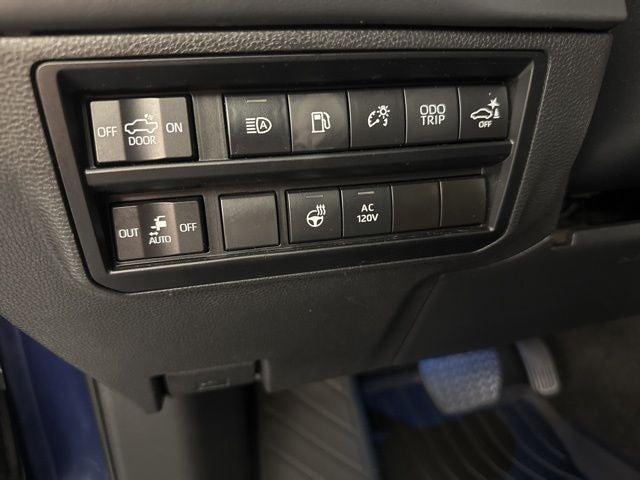 2023 Toyota Tundra Hybrid Platinum Hybrid