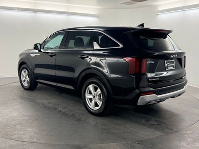 2024 Kia Sorento LX