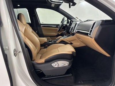 2018 Porsche Cayenne Platinum Edition